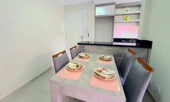 Imagem 6: Apartamento de 2 dormitórios com uma suíte, 1 vaga coberta no Vila Fanny. Espaçosa sacada