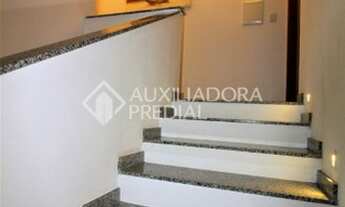 Imagem 6: PORTO ALEGRE - Casa Padrão - Hípica