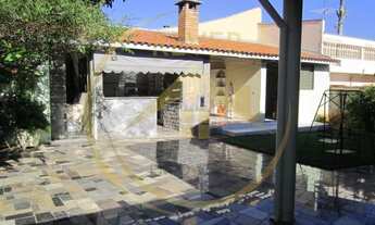 Imagem 2: Casa térrea á venda em Arthur Nogueira, com 1 dormitório, 1 suíte com armário embutido, sa