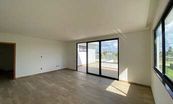 Imagem 7: Casa de condomínio para venda possui 600 metros quadrados com 5 quartos