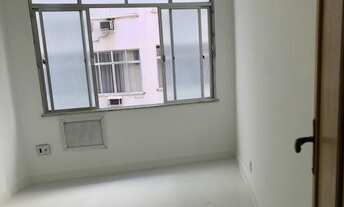 Imagem 2: Conjugado para Venda em Rio de Janeiro, Copacabana, 1 dormitório, 1 banheiro