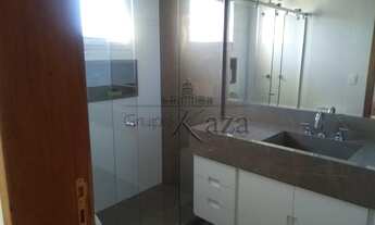 Imagem 10: Casa de condomínio sobrado para venda tem 388 metros quadrados com 4 Suites