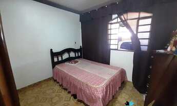 Imagem 7: Casa para venda com 3 quartos sendo 1 suíte em Setor Garavelo - Goiânia - GO