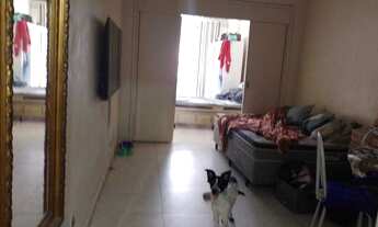 Imagem 2: Sala quarto original perto da cinco de julho