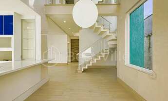 Imagem 5: Casa com 3 quartos, 190 m², à venda por R$ 1.590.000 ou aluguel por R$ 8.500/mês