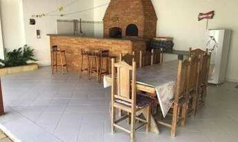 Imagem 4: Praia da Enseada a 100 metros do mar!