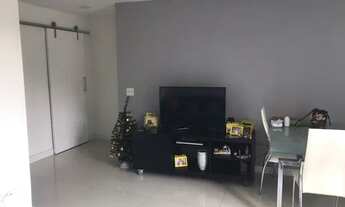 Imagem 2: Quarto e sala Casa com 1 dormitório