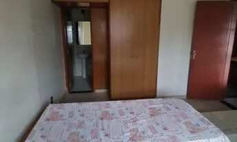 Imagem: Quarto individual para moças que trabalhe!