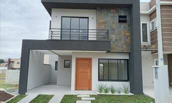 Imagem: Lindo sobrado em Condomínio