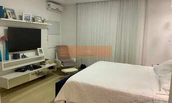 Imagem 5: LIVE VENDE - Casa Linear, com total segurança, 4 quartos (sendo 3 com suíte e closet) e 1