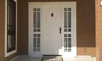 Imagem 7: Casa de condomínio sobrado para venda possui 330 metros quadrados com 3 quartos