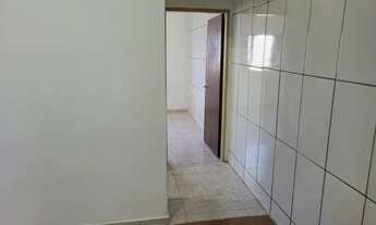 Imagem 4: 2 comodos fundos Jd. do Lago perto posto