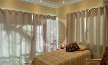 Imagem 6: Casa de condomínio para venda com 340 metros quadrados com 4 quartos