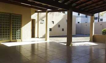 Imagem 5: Casa para Locação em Uberlândia, Santa Mônica, 3 dormitórios, 1 suíte, 3 banheiros, 3 vaga