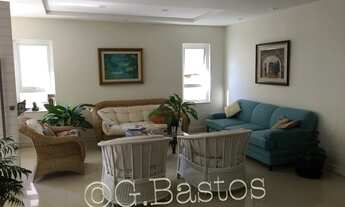 Imagem 2: CASA COM 4 SUITES EM ITACOATIARA UMA QUADRA DA PRAIA