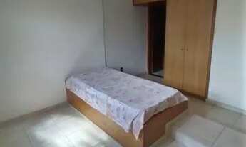 Imagem 2: Quarto individual para moças que trabalhe!