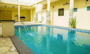 Imagem: Diária em Espaço com Piscina