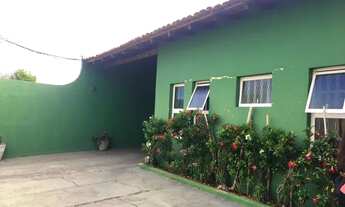 Imagem 2: Casa térrea com piscina no Jardim das Américas para vender ou alugar