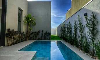 Imagem 3: Térrea para venda possui 160 metros quadrados com 3 suítes em Condomínio Belvedere II - Cu