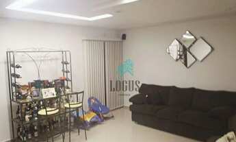 Imagem 2: Sobrado bem distribuído com 190m² composto por 3 dormitórios sendo 1 suíte, à venda por R