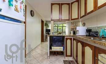 Imagem 2: Apartamento à venda em Centro com 230 m², 3 quartos, 2 suítes, 2 vagas