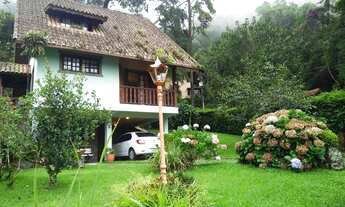 Imagem 4: Casa para Venda em Teresópolis, Parque do Ingá, 3 dormitórios, 1 suíte, 1 banheiro, 3 vaga
