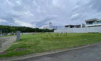 Imagem: Terreno / Condomínio - Colinas do Paratehy