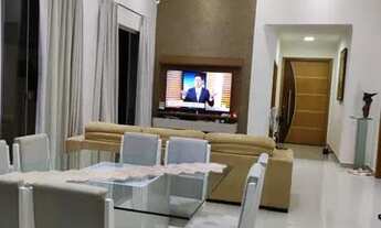 Imagem 2: Casa para venda no Condomínio Village La Montagne