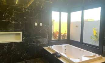 Imagem 7: Casa térrea de alto padrão no Supremo Itália - 4 suítes, sendo uma master