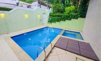 Imagem 2: Casa à venda em São Conrado, 5 quartos, 4 suítes, área verde e vista para o Morro Dois Irm