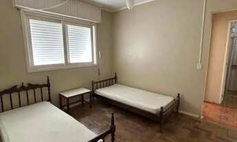 Imagem 2: Apartamento de 2 quartos, disponível para locação de temporada no Centro de Capão da Canoa