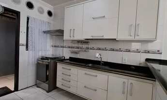 Imagem 6: VENDO R$ 850 Mil, Duplex financiável com 4 quartos, cond fechado no Peró, Cabo Frio