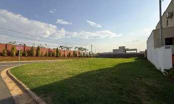 Imagem 5: Oportunidade Jardins Capri com 415,44 m² - Quitado R$ 340.000,00