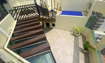 Imagem 2: Linda Cobertura Duplex com 5 dorms - 100 mts do mar - Apenas R$ 1.190.000,00!!