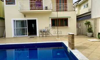 Imagem: Oportunidade - Casa Sobrado em Condomínio