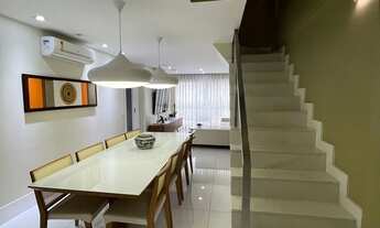 Imagem 3: Sensacional casa para venda com 298m² 5 quartos sendo 4 suítes e 3 vagas de garagem