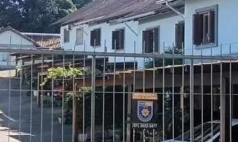 Imagem 2: *Imóvel Espetacular em Condomínio Fechado em Ipanema, Porto Alegre*