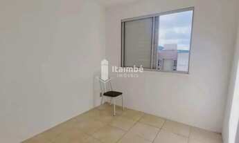 Imagem 3: Apartamento com 2 dormitórios e vaga de garagem