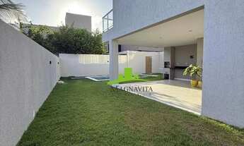 Imagem 7: Alphaville Litoral Norte 2, Casa à Venda com 4 Suítes, 240m², Pé-Direito Duplo, Varanda Go