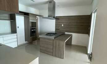 Imagem 2: Casa em condomínio com acesso ao rio