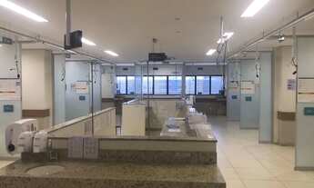 Imagem: 2 Andares corrido com 700 m2, mais 1.000