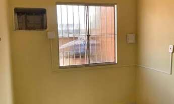 Imagem 2: Quarto em casa compartilhada ( Leia