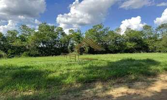 Imagem 3: Oportunidades de terreno com 500 m² no Ninho Verde 1, local tranquilo e fácil acesso