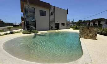 Imagem: SOBRADO NOVO PISCINA ESTILO PRAINHA CHURRASQUEIRA