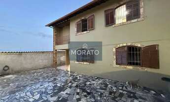 Imagem 2: Casa 4 quartos com suite, varanda e 5 vagas de garagem a venda no Centro de Contagem