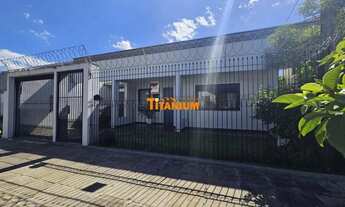 Imagem: Casa plana semimobiliada, com 3 dormitórios