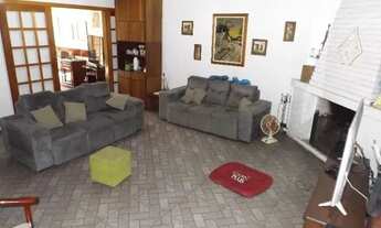 Imagem 2: Casa para Venda - 250m², 3 dormitórios, sendo 3 suites, 7 vagas - Medianeira