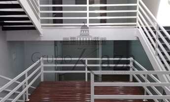 Imagem 4: Ponto comercial/Loja/Box para aluguel tem 547 metros quadrados