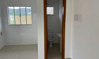 Imagem 4: Sobrado para Venda em Palhoça, BELA VISTA, 2 dormitórios, 2 banheiros, 2 vagas