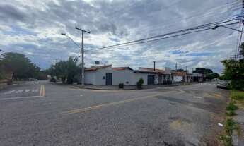 Imagem 2: Casa + Barracão Esquina com entradas independentes Esquina 2 padrões de energia 2 hidrômet